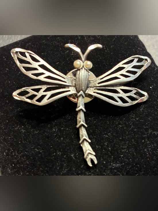 Vintage EUC  Silver Tone Dragonfly Brooch Pin-1980s - Picture 2 of 8